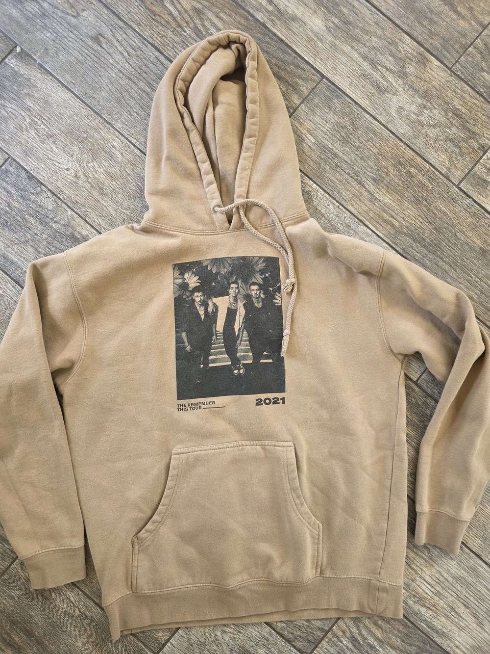 Jonas Brothers The Remember This Tour 2021 Graphic Hoodie Music Band Concert L